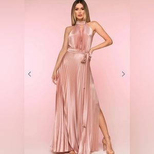 Nicole Bakti Dress NWT Wedding Guest Plunged Neck Long Pleated Choker Dress Sz 4